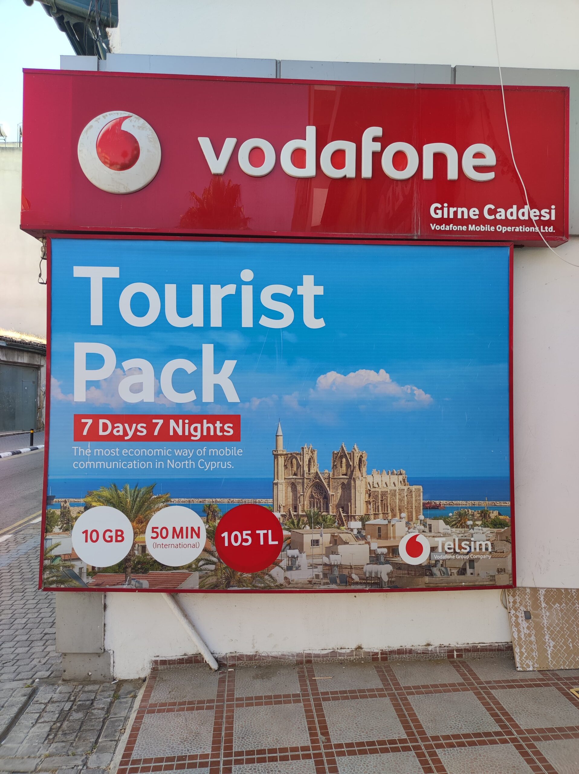 Tourist_Vodafone